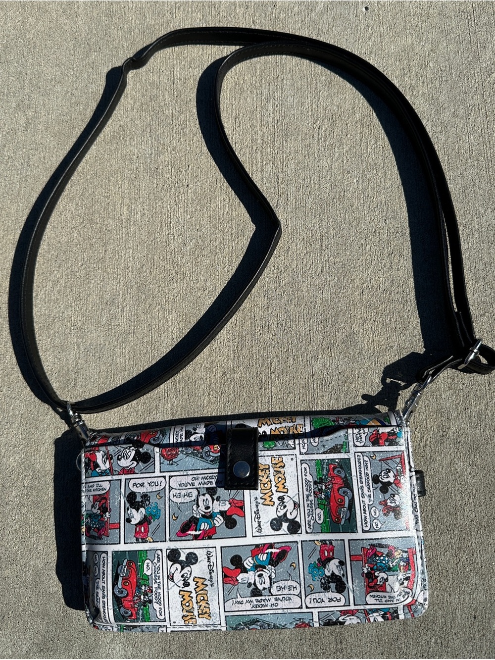 Crossbody bag - Disney Mickey Comic Strip crossbody / convertible wristlet bag